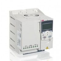 ABB机器人传动变频器    ACS355-03E-24A4-2