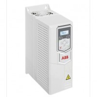 ABB机器人传动变频器    ACS530-01-07A3-4