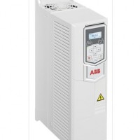 ABB机器人传动变频器    ACS530-01-026A-4